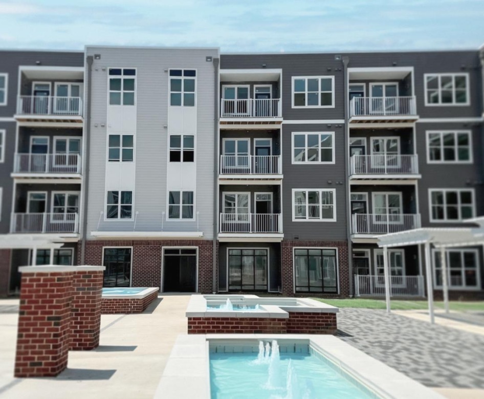 Large swimming pool with spa