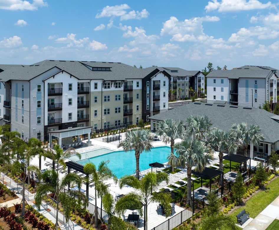 Madison Waterstar aerial pool shot